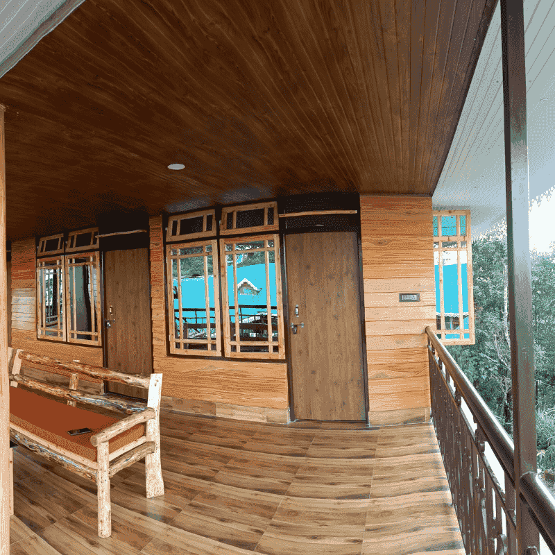 Specious Balcony