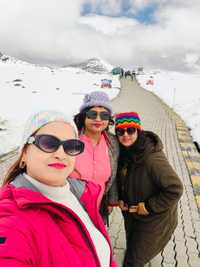 Divas Gang in Bumla Pass, Tawang