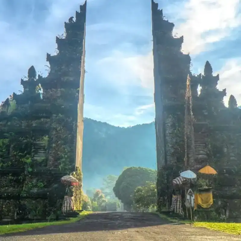 Handara Gate
